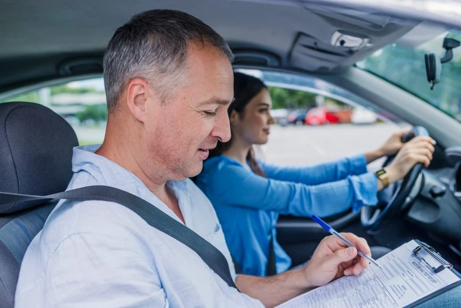 Professional driving lessons in Burlingame, CA Professional Driving Lessons